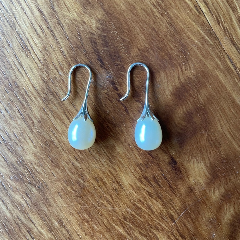 14k White Gold Fresh Water Pearl Earrings